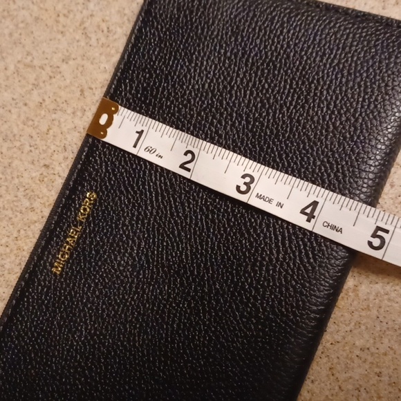 🐾Michael Kors Black Leather Wristlet/wallet - Picture 8 of 9